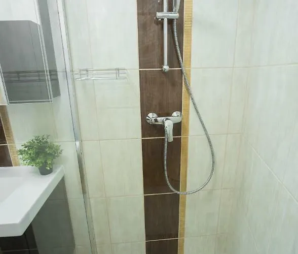 Pisztacia Apartman דירה אגר